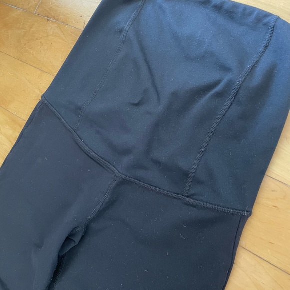 Gently Used Maternity Leggings EUC - Picture 4 of 5